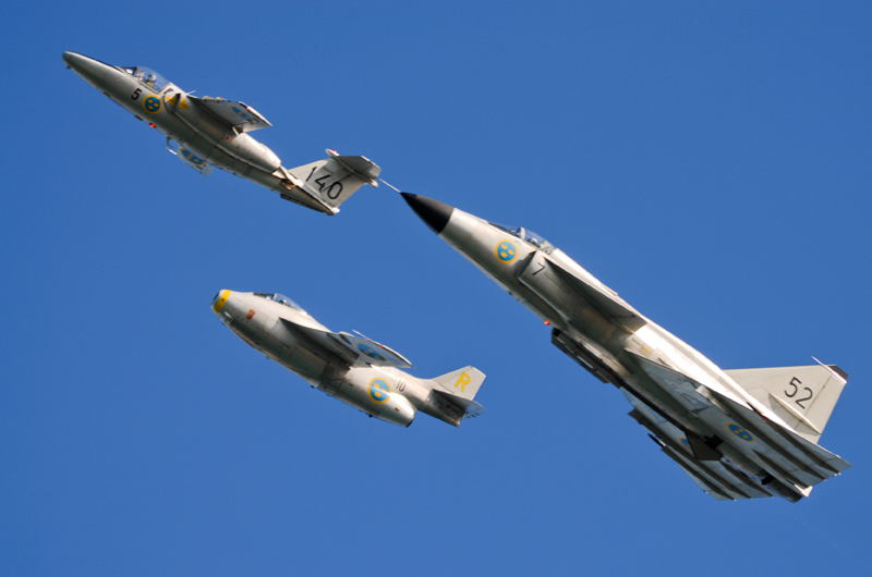 Saab J-29 105( Sk60 )  & Viggen